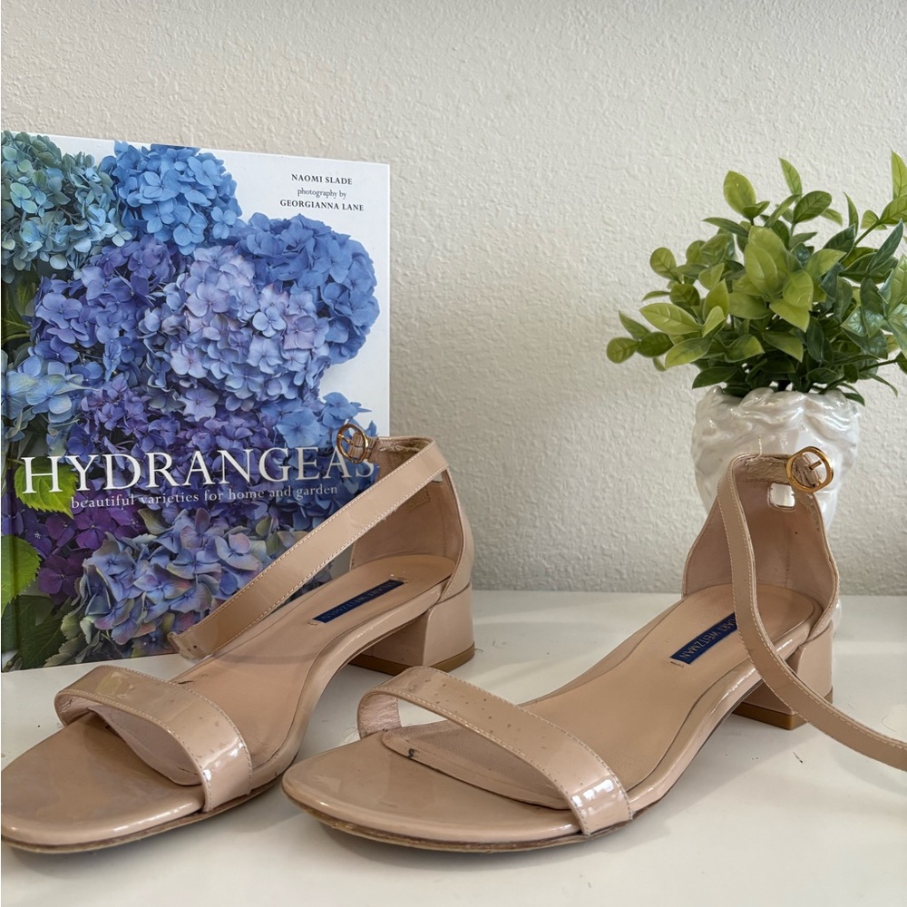 Stuart Weitzman Tan Patent Leather Sandals Minimalist